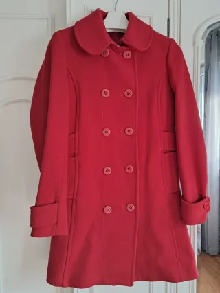 Abrigo XDYE Rojo Mujer,pull&bar.