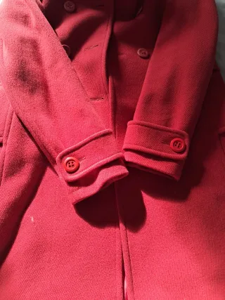 Abrigo XDYE Rojo Mujer,pull&bar.