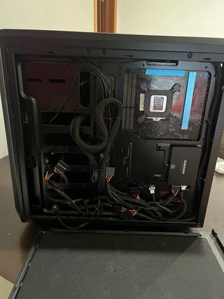 PC Torre nero desktop