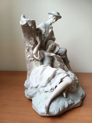 Figura Lladró Pareja Romántica Uvas