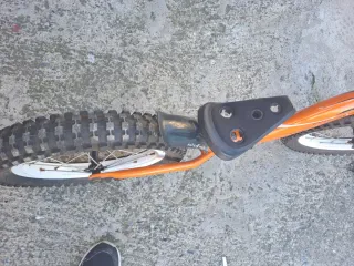 Bicicleta de montaña sin pedales