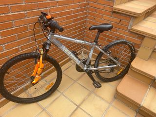 Bici Rockrider 24' con velocímetro