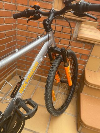 Bici Rockrider 24' con velocímetro