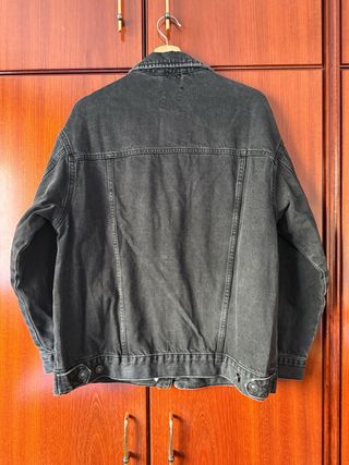 Chaqueta vaquera negra