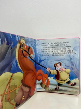 Lote libros Disney: Princesas con Cd y Pinocho.
