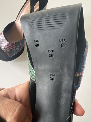 Tacones Via Uno Negro Multicolor estilo piel