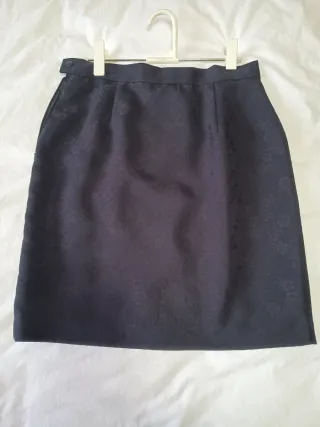 Traje de chaqueta y falda