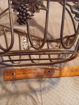 Porta bottiglie vintage decorato