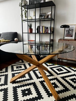 Mesa comedor redonda cristal patas madera