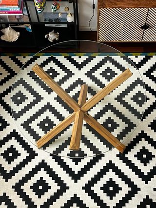 Mesa comedor redonda cristal patas madera