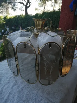 Lámpara colgante vintage dorada y cristal