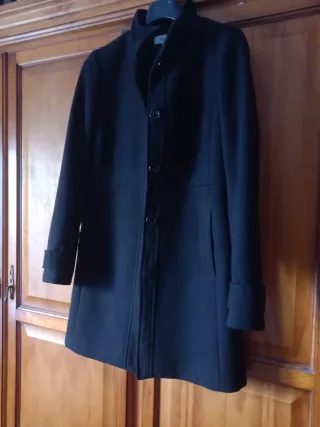 Abrigo negro corte inglés