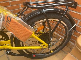 Bicicleta plegable Moma Ricola amarilla