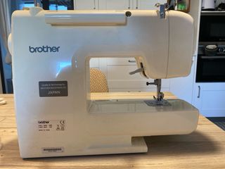 Máquina de coser Brother XL-5500