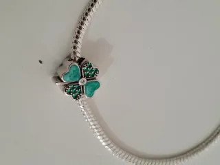 Pulsera Plata Charm Trébol Esmeralda