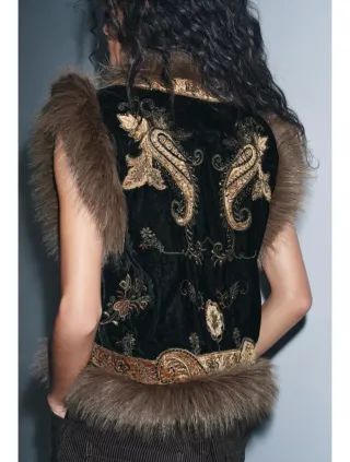 Chaleco L Zara bordados ZW Collection