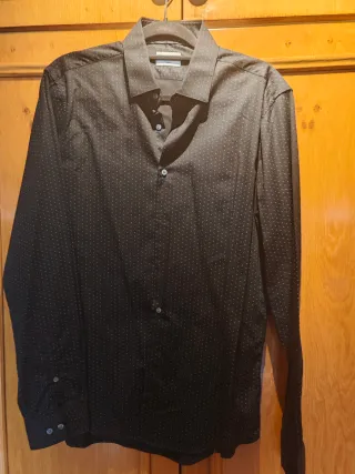 Camisa Calvin Klein Negra con Puntos