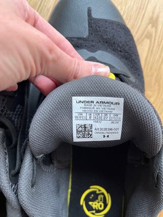 Zapatillas Baloncesto Under Armour Negras