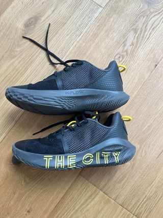 Zapatillas Baloncesto Under Armour Negras