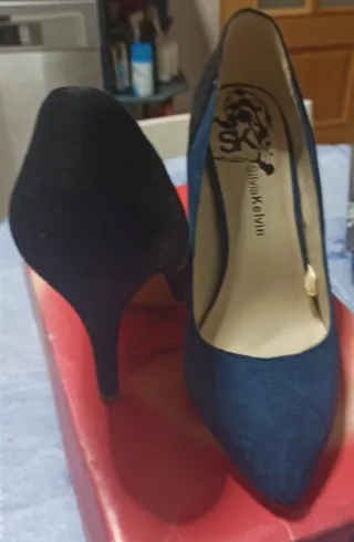 Zapatos de tacón Silvia Kelvin bicolor