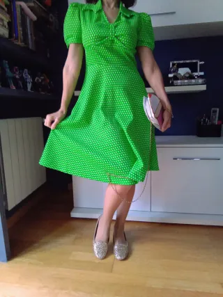 VESTIDO AUTÉNTICO AÑOS 60 SIN ESTRENAR