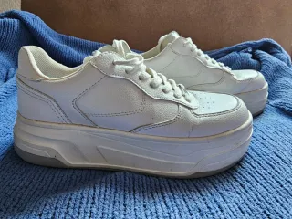 Bambas Pull&Bear Talla 38 Blancas