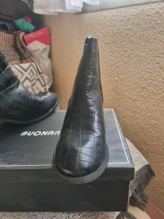 Botines negros mujer