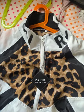 Chaqueta Zaful Leopardo Talla S