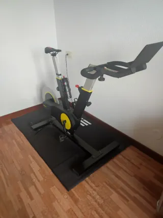 Bicicleta Entrenamiento Bkool Smart Bike