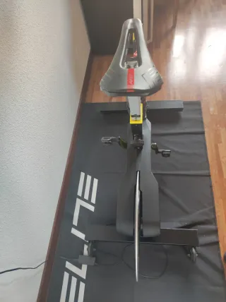 Bicicleta Entrenamiento Bkool Smart Bike