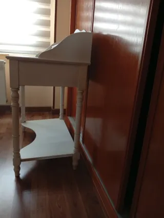 Tocador francés blanco de madera