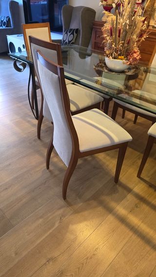 Mesa de diseño italiano Cantori y 6 sillas