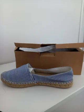 Alpargatas Rayas Azul y Blanco T.40