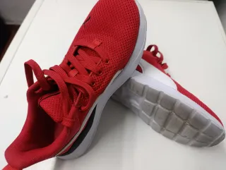 Zapatillas Puma Soft Foam Rojas y Blancas