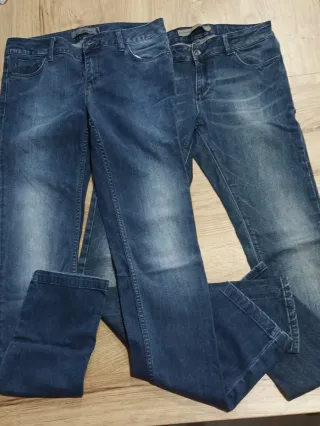 Pantalones vaqueros Zara azules