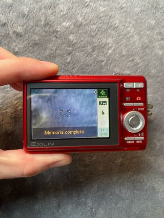 Cámara Digital Casio Exilim EX-Z77