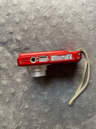 Cámara Digital Casio Exilim EX-Z77