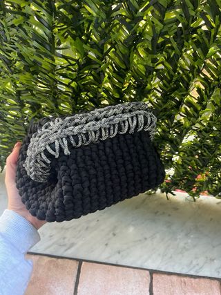 Borsa artigianale nera - crochet, unica, elegante