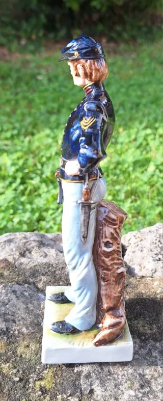 Porcelana Caballería SGT Cavalry CAPODIMONTE