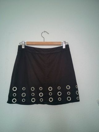 Falda Mini Negra Tachuelas Talla M Stradivarius