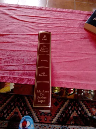 Libro tapa dura decorada