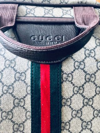 Bolso de viaje Gucci rígido