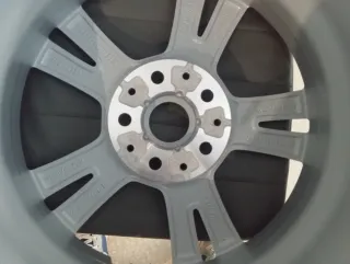 Llantas E7 1/2Jx17 H2