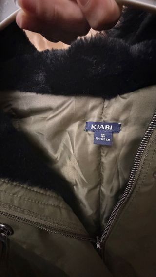 Chaquetón verde KIABI con capucha