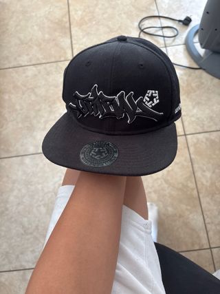 Gorra Tribal Negra