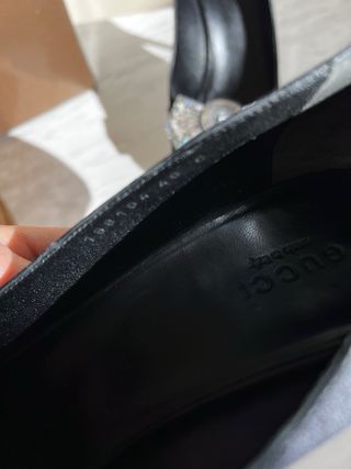 Zapatos Peep Toe Gucci negros con cristales