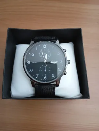 Reloj Negro de cuarzo de Hombre Nuevo