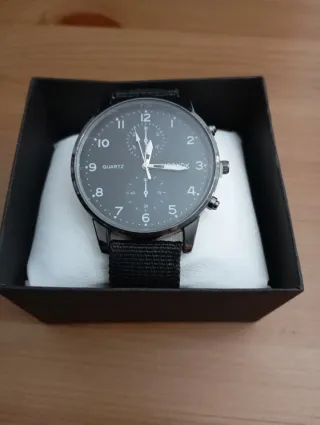 Reloj Negro de cuarzo de Hombre Nuevo