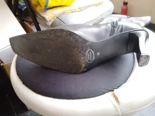 Stivaletti donna in pelle neri