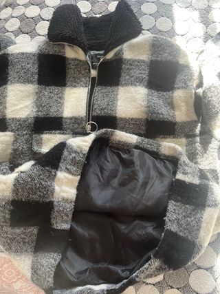 Sudadera Bershka cuadros blanco y negro M/L